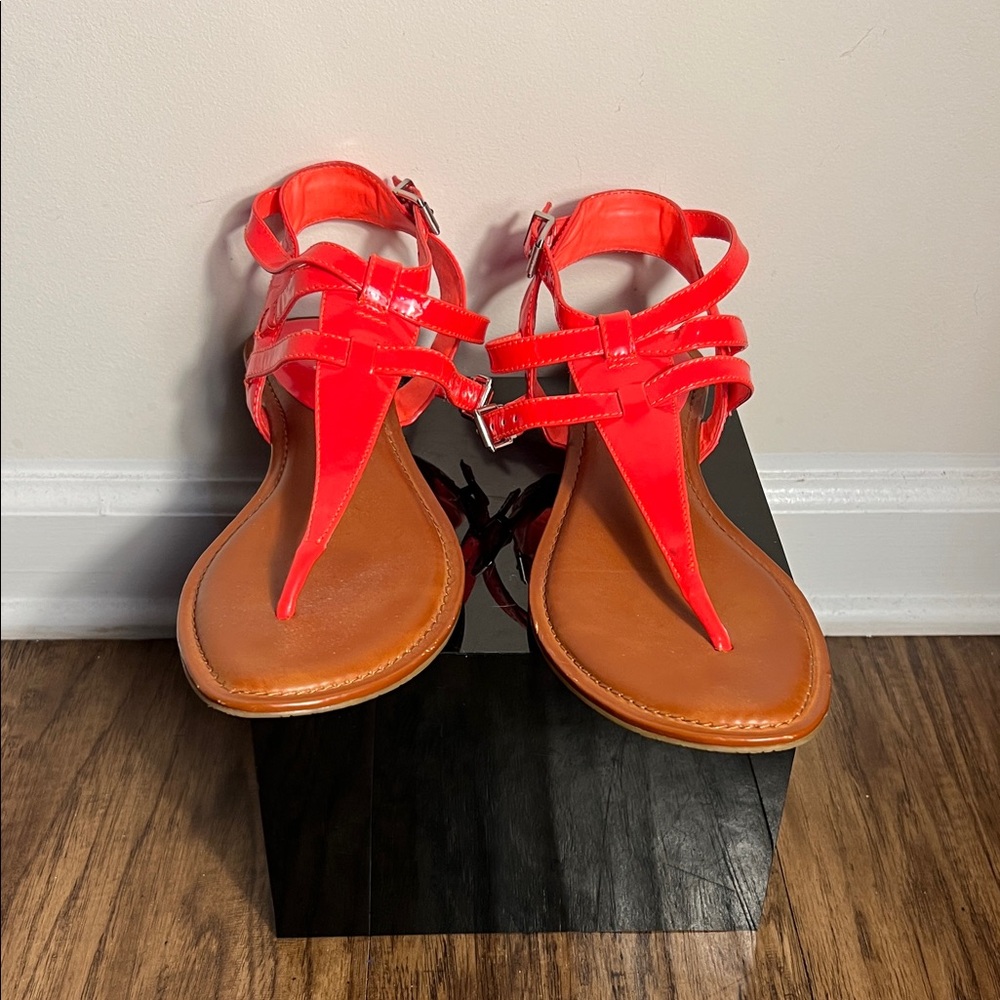 Giani Bernini Women's Bright Red Sandals - Picture 2 of 6